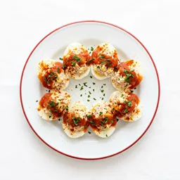 Huevos Rellenos de Atún