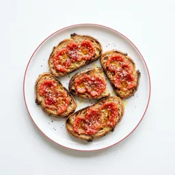 Pan con Tomate